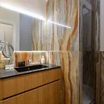 Dibraluxurysuites
