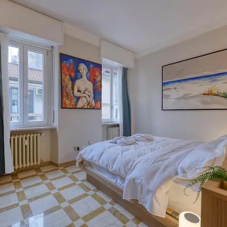 Gasthuis Dibraluxurysuites 4*