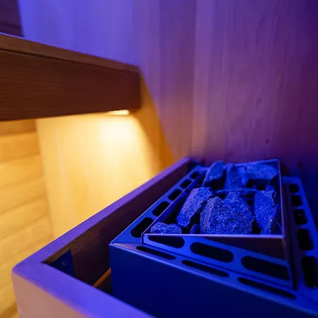 Dibraluxurysuites Duomo 4* Milan