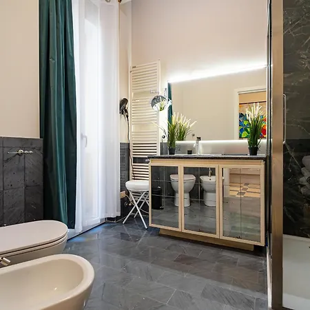 Dibraluxurysuites Duomo Guest house 4*