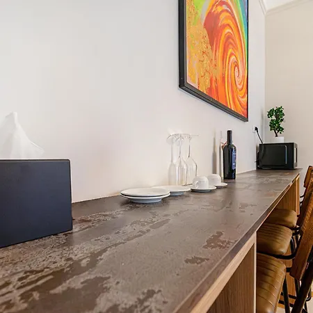 Guest house Dibraluxurysuites Duomo 4*