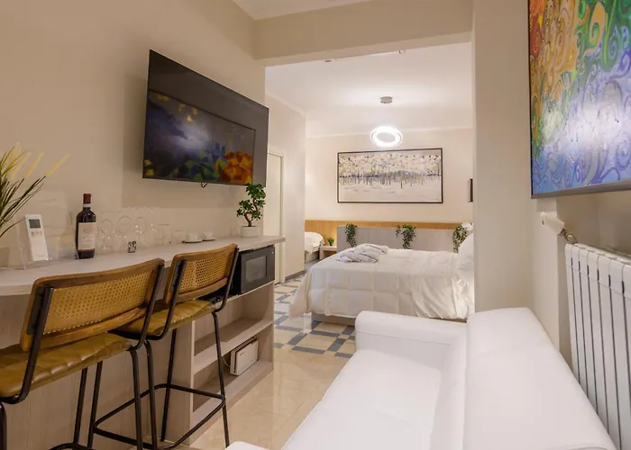 招待所 Dibraluxurysuites