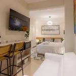 Гостевой дом Dibraluxurysuites
