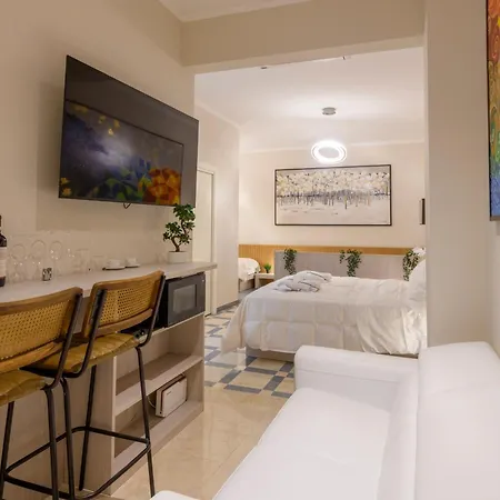 Penzion Dibraluxurysuites
